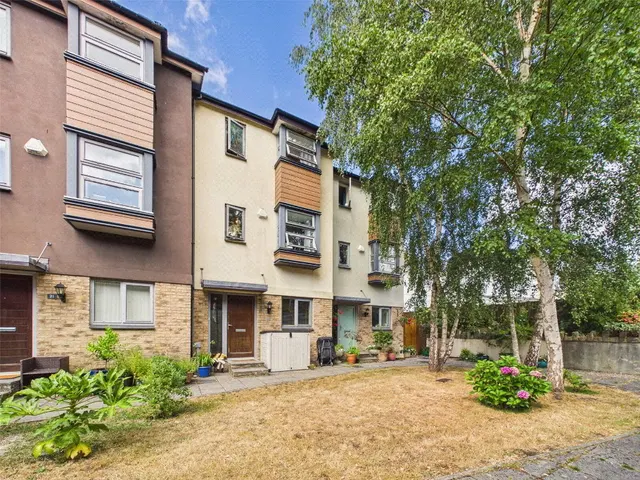 Tavistock, PL19, photo 1