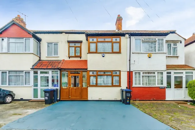 Windermere Road, London, SW16, photo 1