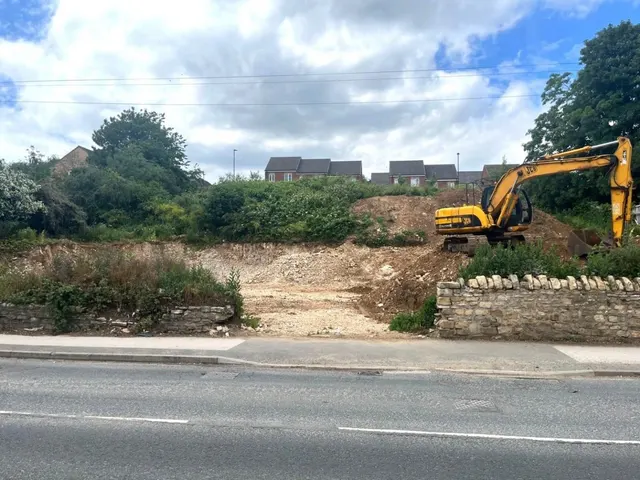 High Street, Askern, DN6, photo 1