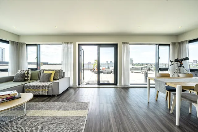 Spa Road, London, SE16, photo 2