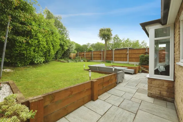 Betony Close, Killamarsh, S21, photo 2