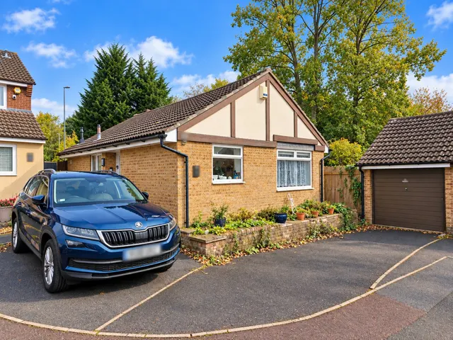 The Willows, Yate, BS37, photo 1
