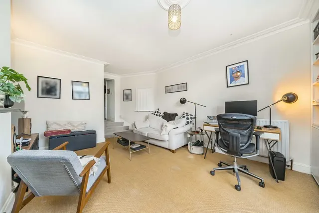 Pretoria Road, SW16, photo 3