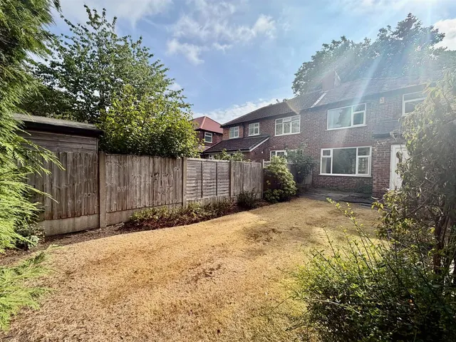 Langdale Road, Sale, M33, photo 2