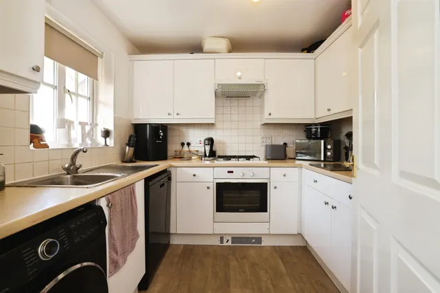 Carpenter Drive, Amesbury, SP4, photo 2