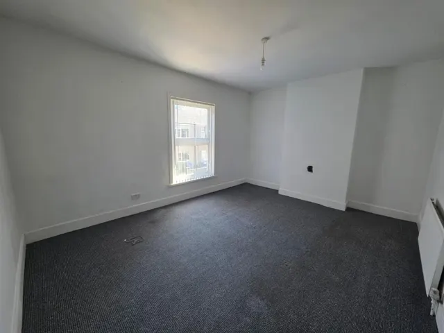 Willingham Street, Grimsby, DN32, photo 3