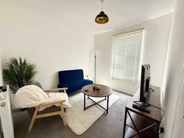 Francis Street, Reading, RG1, photo 2