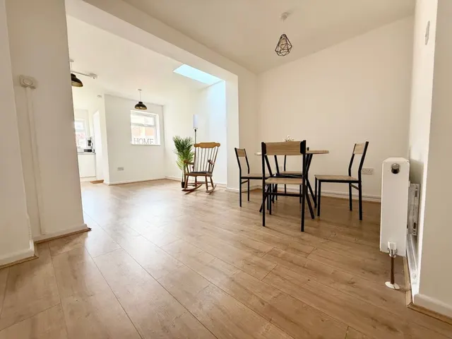 Francis Street, Reading, RG1, photo 3