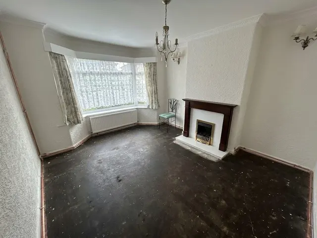St Austell Drive, Heald Green, photo 2