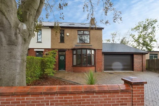 Green Lane, Cherry Tree, Blackburn, Lancashire, BB2, photo 1