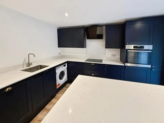 Finchampstead Road, Finchampstead, RG40, photo 3