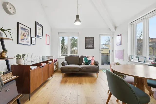 Francis Road, Leyton, E10, photo 1