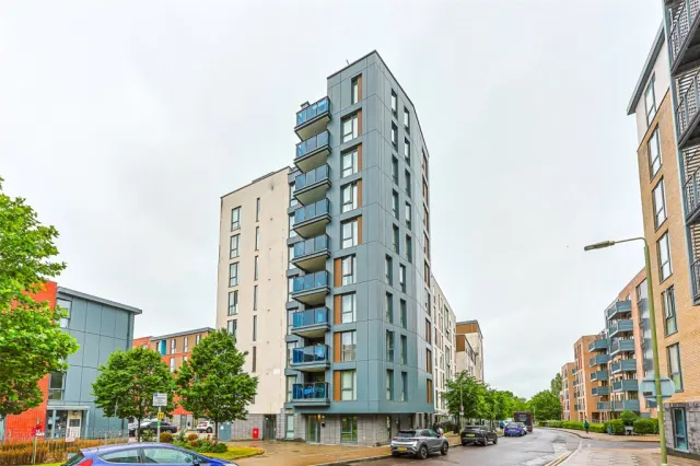 Charcot Road, Colindale, NW9, photo 1