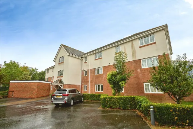 Snowberry Road, Newport, PO30, photo 1