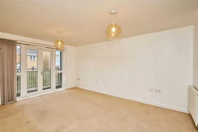 Snowberry Road, Newport, PO30, photo 3
