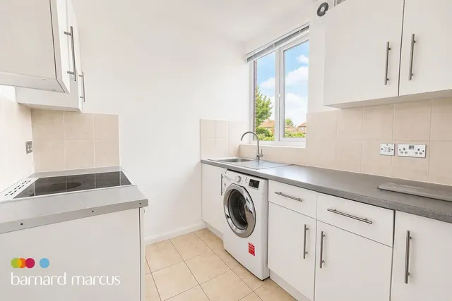 Addington Road, South Croydon, CR2, photo 1