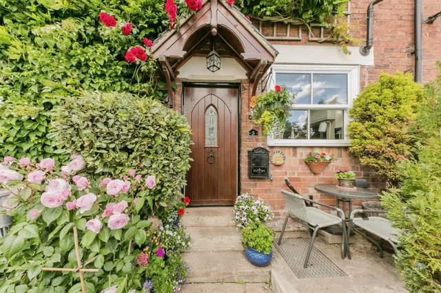 Teanhurst Road, Tean, ST10, photo 3