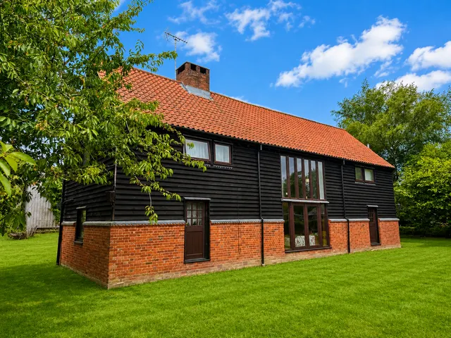 Photo 2 — Braxted Park Road, Tiptree, Colchester