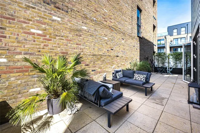 Lion Wharf Road, Old Isleworth, TW7, photo 3