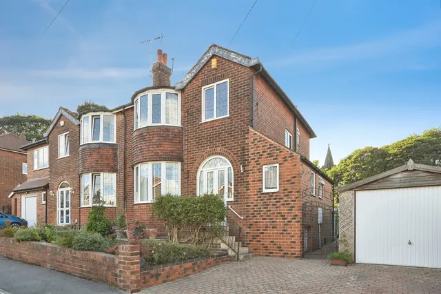 Carlton Rise, Pudsey, photo 1