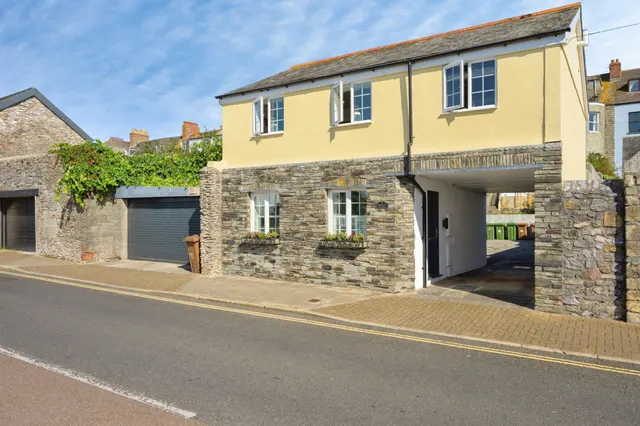 Cremyll Street, Plymouth, PL1, photo 1