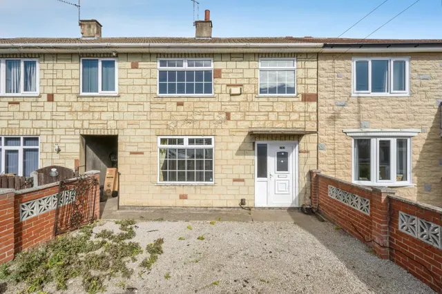 Chestnut Grove, Conisbrough, DN12, photo 1