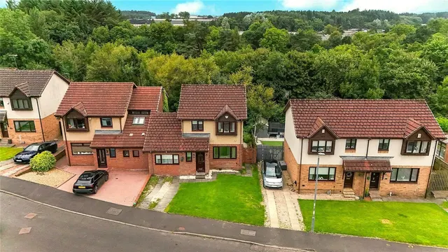 Maclean Place, Stewartfield, Glasgow, South Lanarkshire, G74, photo 1
