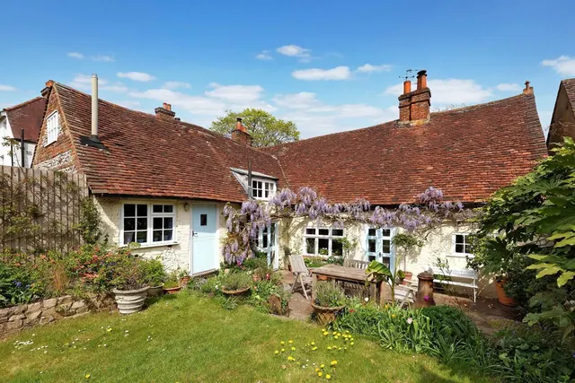 High Street, Great Missenden, HP16, photo 1