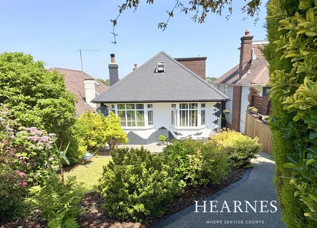 Livingstone Road, BH12, photo 1