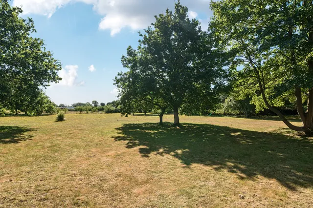 Sherriff Close, Esher, KT10, photo 1