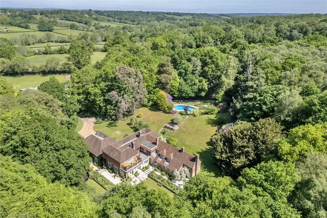 Photo 2 — Colemans Hatch, Hartfield, East Sussex, TN7 4EL