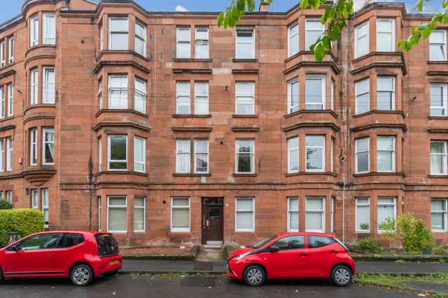 Shawlands-Eastwood Avenue, photo 1