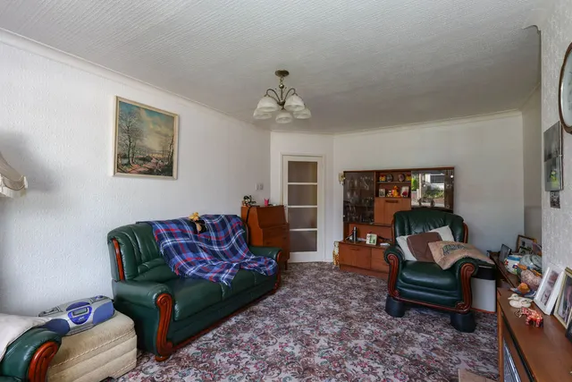 Higher Cleggswood Avenue, Littleborough, OL15, photo 3
