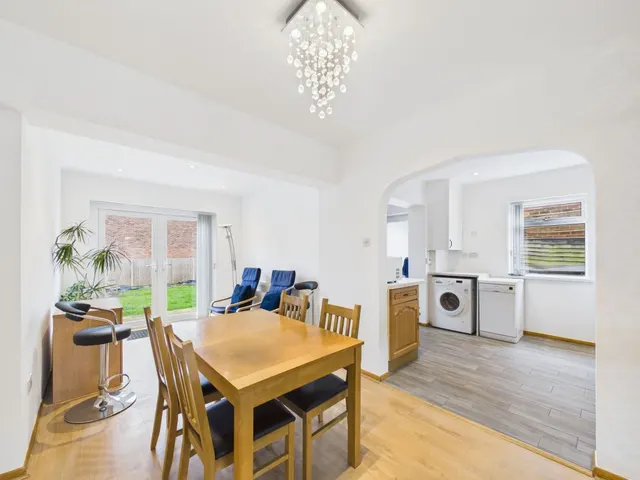 Fowler Close, Earley, RG6, photo 3