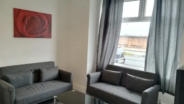 Moseley Road, Fallowfield, M14, photo 2
