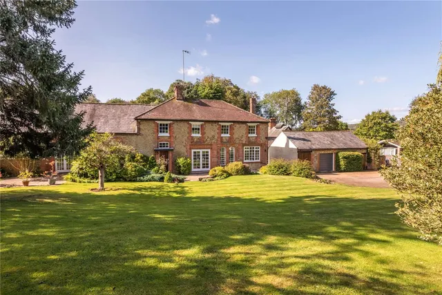Brasted Road, Westerham, Kent, TN16 1LJ, photo 1