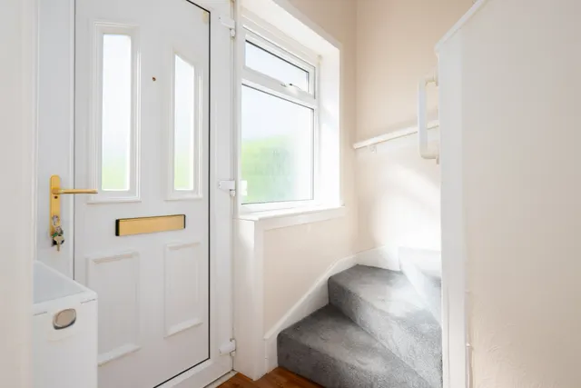 Photo 2 — Inchkeith Drive, Dunfermline, KY11 4HT