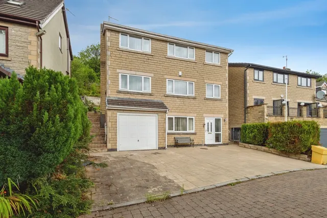 St. Anthonys Drive, ASHTON-UNDER-LYNE, Lancashire, OL5, photo 1
