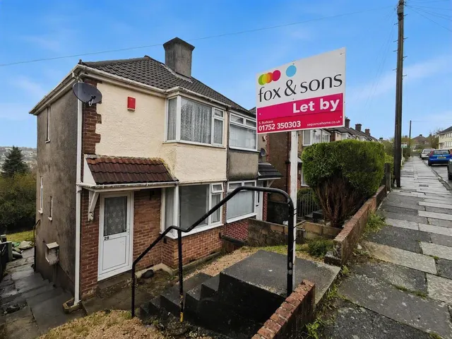 Cardinal Avenue, St Budeaux, Plymouth, photo 1