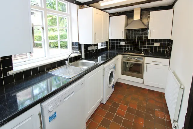 London Road, Wallington, SM6, photo 3