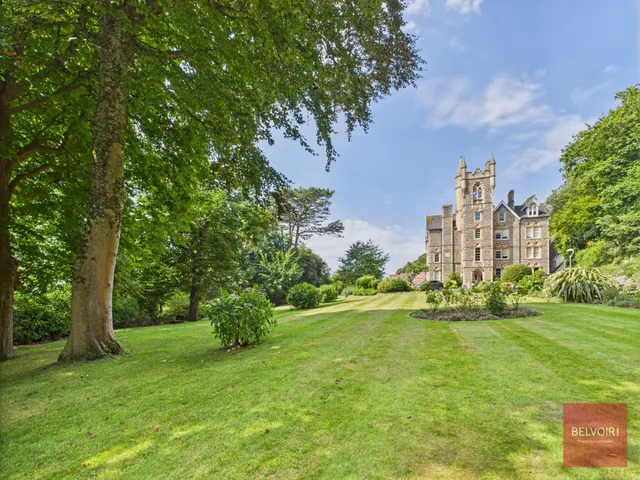 Photo 3 — Langland Bay Manor, Langland, Swansea, SA3