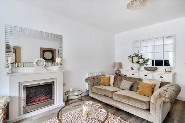 Photo 2 — Bellotts Road, Bath, BA2 3RT