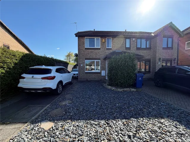 Brampton Lane, Armthorpe, Doncaster, South Yorkshire, DN3, photo 1