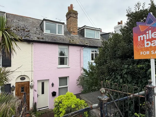 Harbour Street, Whitstable, CT5, photo 1