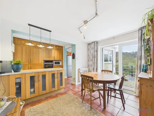 Photo 2 — Easter Cottage, Cranham, Gloucester, GL4 8HS