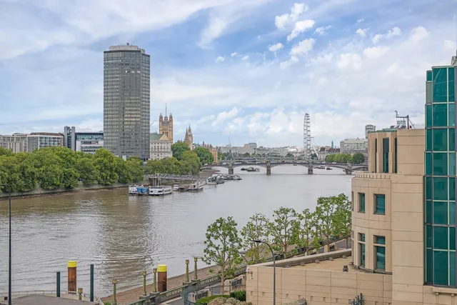St. George Wharf, London, SW8, photo 1