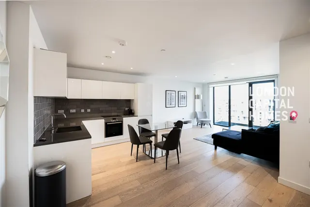Bonnet Street, London, photo 1