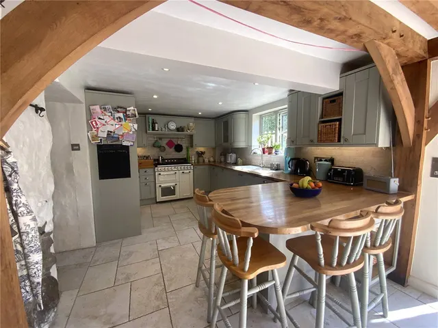 Castle Street, Aldbourne, SN8, photo 3
