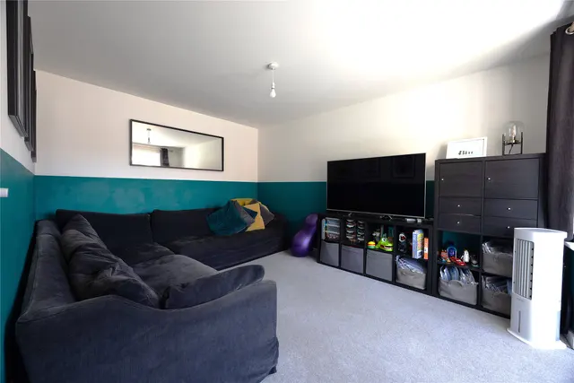 Photo 2 — Snapdragon Close, Gloucestershire, Walton Cardiff, GL20 7FF