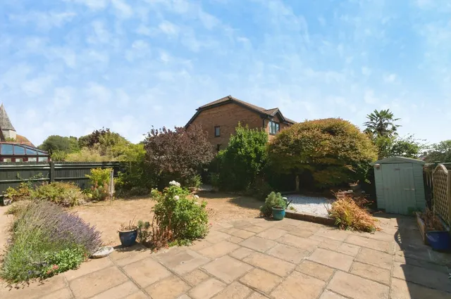 Belgrave Road, Seaford, BN25, photo 2